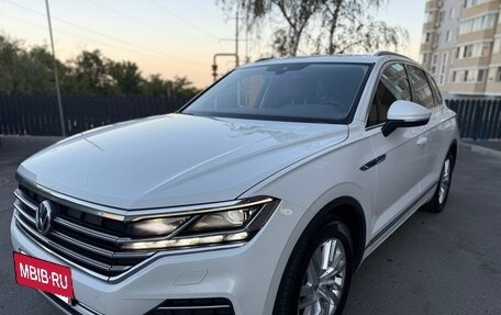 Volkswagen Touareg III, 2018 год, 3 825 000 рублей, 4 фотография