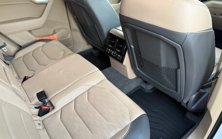 Volkswagen Touareg III, 2018 год, 3 825 000 рублей, 21 фотография