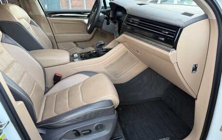 Volkswagen Touareg III, 2018 год, 3 825 000 рублей, 25 фотография