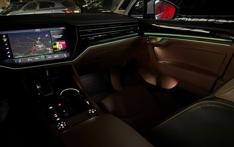 Volkswagen Touareg III, 2018 год, 3 825 000 рублей, 26 фотография