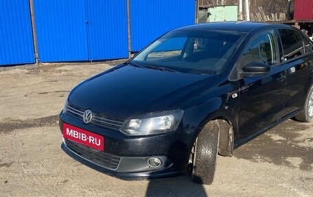 Volkswagen Polo VI (EU Market), 2011 год, 650 000 рублей, 3 фотография
