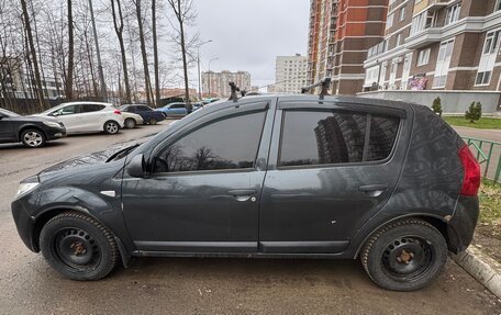 Renault Sandero I, 2010 год, 320 000 рублей, 3 фотография