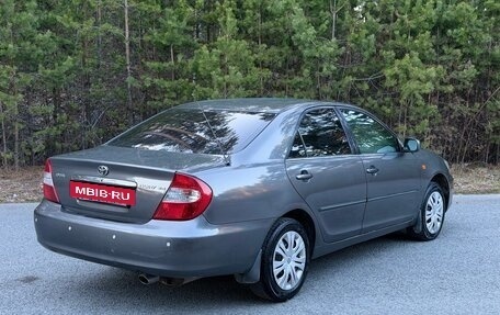 Toyota Camry V40, 2003 год, 635 000 рублей, 3 фотография