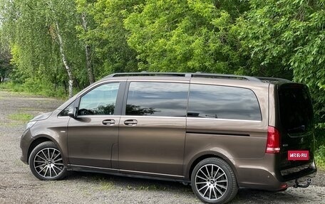 Mercedes-Benz V-Класс, 2014 год, 3 100 000 рублей, 4 фотография