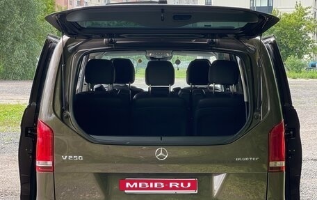 Mercedes-Benz V-Класс, 2014 год, 3 100 000 рублей, 12 фотография