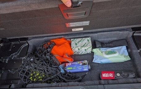 BMW 5 серия, 2019 год, 3 120 000 рублей, 26 фотография