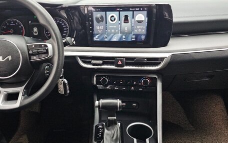 KIA K5, 2023 год, 2 120 000 рублей, 14 фотография