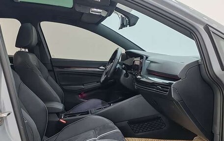 Volkswagen Golf VIII, 2023 год, 1 920 000 рублей, 11 фотография