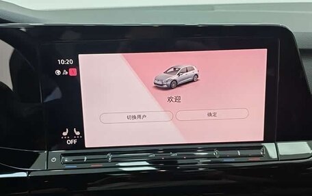 Volkswagen Golf VIII, 2023 год, 1 920 000 рублей, 15 фотография