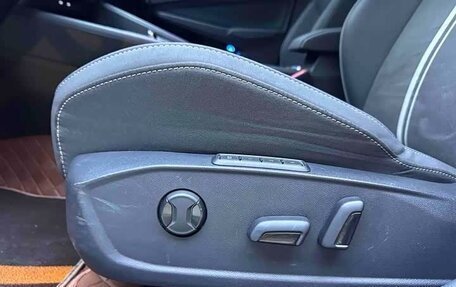 Volkswagen Golf VIII, 2023 год, 1 820 000 рублей, 15 фотография