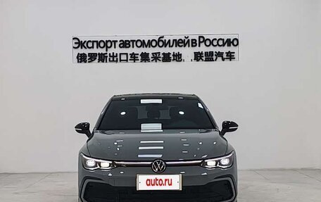 Volkswagen Golf VIII, 2023 год, 1 920 000 рублей, 2 фотография
