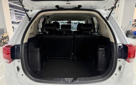 Mitsubishi Outlander III рестайлинг 3, 2021 год, 13 фотография