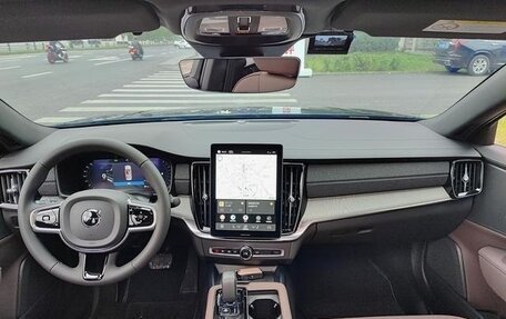 Volvo S90 II рестайлинг, 2025 год, 5 579 000 рублей, 9 фотография