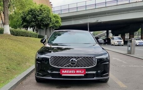 Volvo S90 II рестайлинг, 2025 год, 5 579 000 рублей, 2 фотография