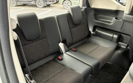 Honda Freed II, 2022 год, 1 370 000 рублей, 13 фотография