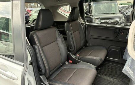 Honda Freed II, 2022 год, 1 370 000 рублей, 12 фотография