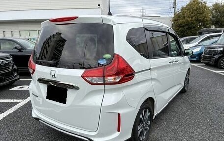Honda Freed II, 2022 год, 1 370 000 рублей, 3 фотография