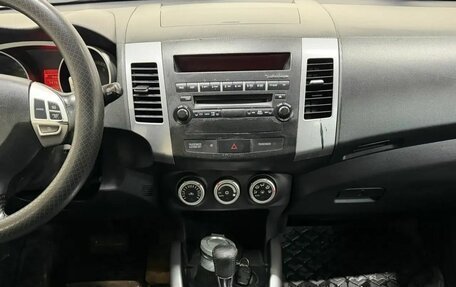 Mitsubishi Outlander III рестайлинг 3, 2008 год, 929 000 рублей, 7 фотография