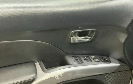 Mitsubishi Outlander III рестайлинг 3, 2008 год, 929 000 рублей, 13 фотография