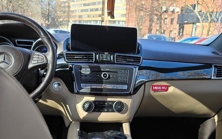 Mercedes-Benz GLS, 2018 год, 5 750 000 рублей, 9 фотография