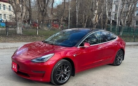 Tesla Model 3 I, 2018 год, 2 700 000 рублей, 1 фотография