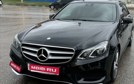 Mercedes-Benz E-Класс, 2013 год, 2 075 000 рублей, 2 фотография