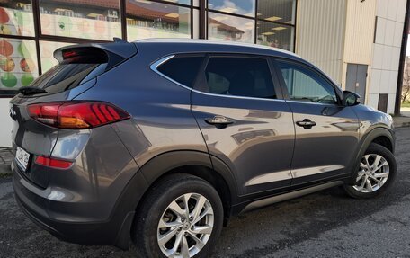 Hyundai Tucson III, 2019 год, 2 385 000 рублей, 5 фотография