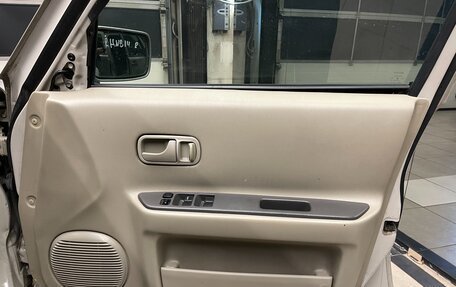Nissan Rasheen, 2000 год, 390 000 рублей, 7 фотография