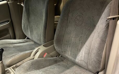 Nissan Rasheen, 2000 год, 390 000 рублей, 14 фотография