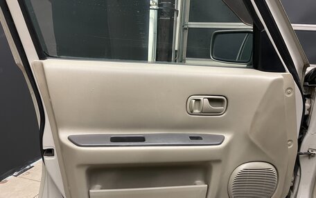 Nissan Rasheen, 2000 год, 390 000 рублей, 13 фотография