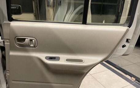 Nissan Rasheen, 2000 год, 390 000 рублей, 15 фотография