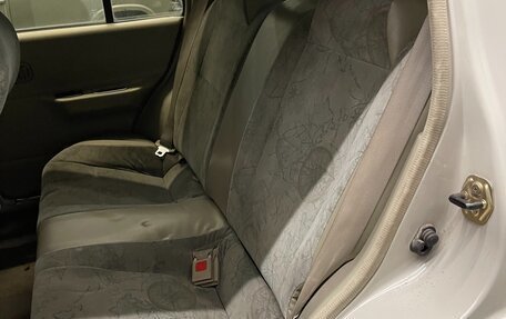 Nissan Rasheen, 2000 год, 390 000 рублей, 18 фотография