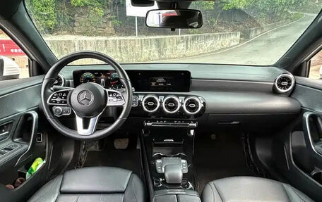 Mercedes-Benz A-Класс, 2023 год, 1 700 005 рублей, 13 фотография