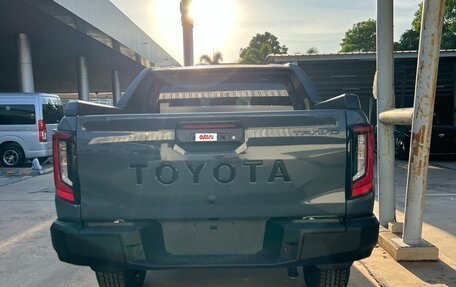 Toyota Hilux, 2026 год, 6 700 000 рублей, 5 фотография