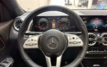 Mercedes-Benz GLB, 2022 год, 2 740 888 рублей, 10 фотография