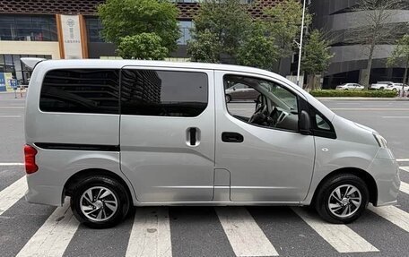 Nissan NV200, 2017 год, 1 500 008 рублей, 3 фотография