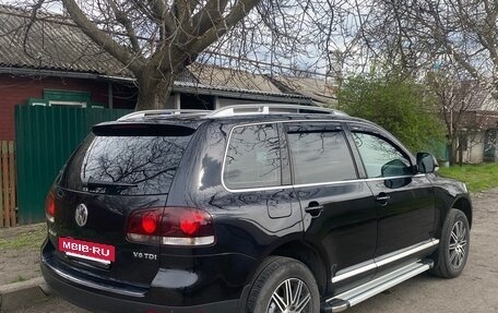 Volkswagen Touareg III, 2007 год, 1 400 000 рублей, 2 фотография