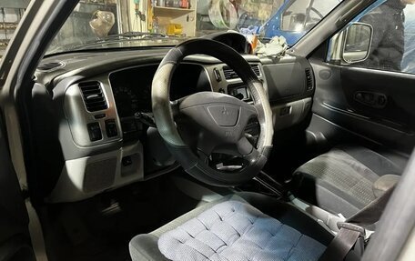 Mitsubishi Pajero Sport II рестайлинг, 2005 год, 850 000 рублей, 4 фотография