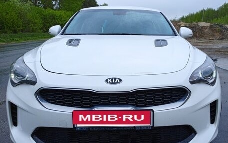 KIA Stinger I, 2019 год, 2 070 000 рублей, 2 фотография