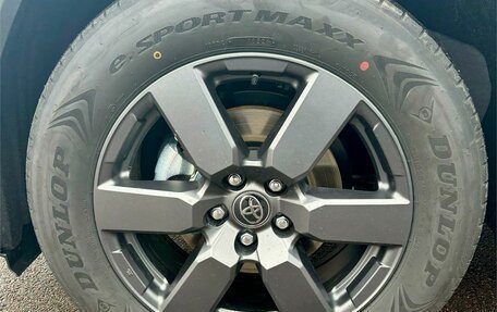 Toyota RAV4, 2026 год, 5 370 000 рублей, 14 фотография