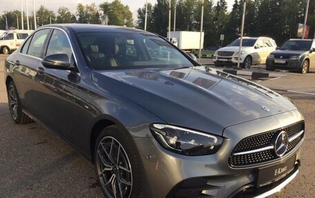 Mercedes-Benz E-Класс, 2021 год, 4 600 000 рублей, 3 фотография
