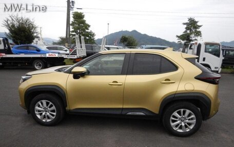 Toyota Yaris Cross, 2022 год, 1 645 000 рублей, 11 фотография