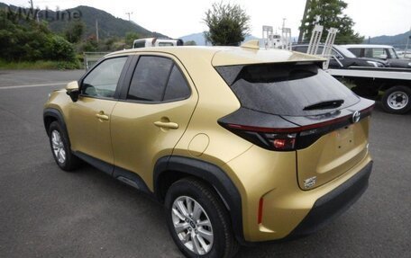 Toyota Yaris Cross, 2022 год, 1 645 000 рублей, 10 фотография