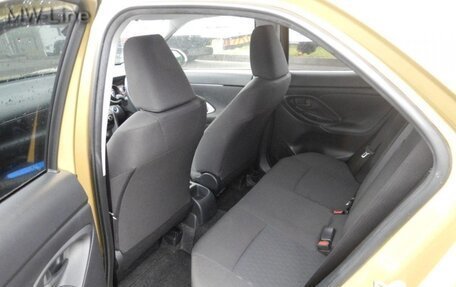 Toyota Yaris Cross, 2022 год, 1 645 000 рублей, 20 фотография