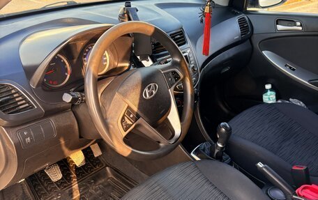 Hyundai Solaris II рестайлинг, 2015 год, 835 000 рублей, 8 фотография