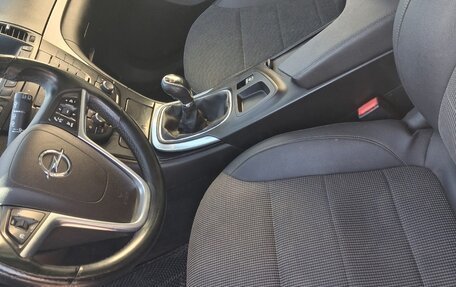 Opel Insignia II рестайлинг, 2010 год, 780 000 рублей, 17 фотография