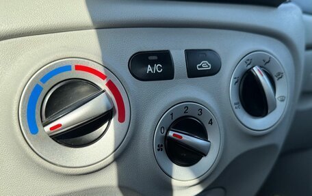 Hyundai Verna II, 2006 год, 549 000 рублей, 17 фотография