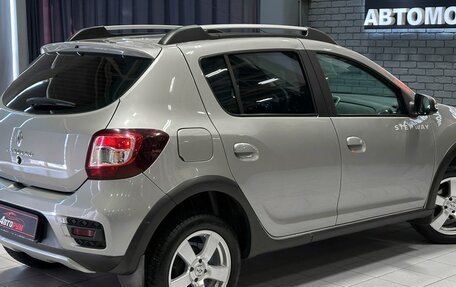 Renault Sandero II рестайлинг, 2017 год, 937 000 рублей, 6 фотография