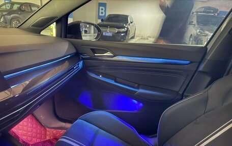 Volkswagen Golf VIII, 2023 год, 2 070 000 рублей, 5 фотография