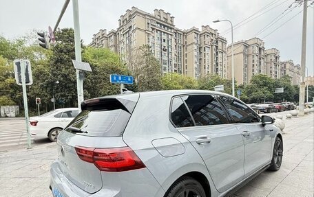 Volkswagen Golf VIII, 2023 год, 2 070 000 рублей, 10 фотография